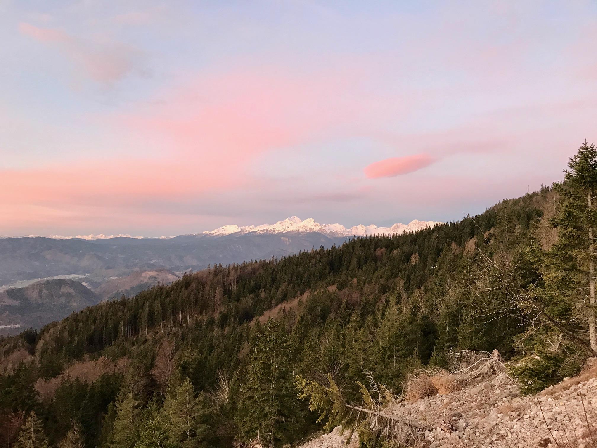 Decemberski Stol (2236m)